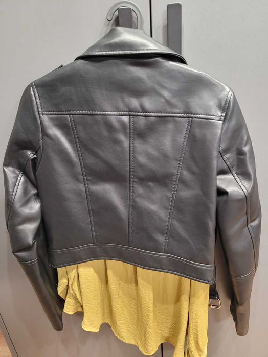 Кожено яке "Stradivarius"