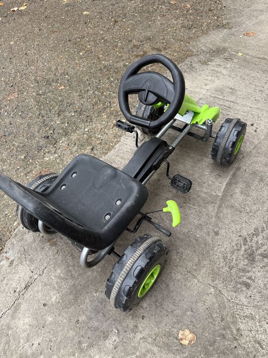 Метална детска количка с педали