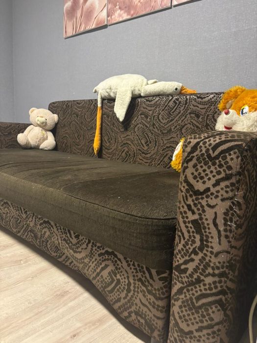 Диван для гостиной