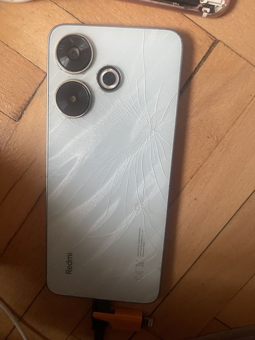 xiaomi redmi 13 model 24040rn64y placa buna nevoie display