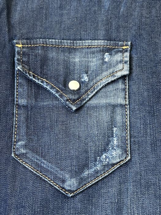 DSQUARED2 Shirts - Blue Men's Denim Shirt  50