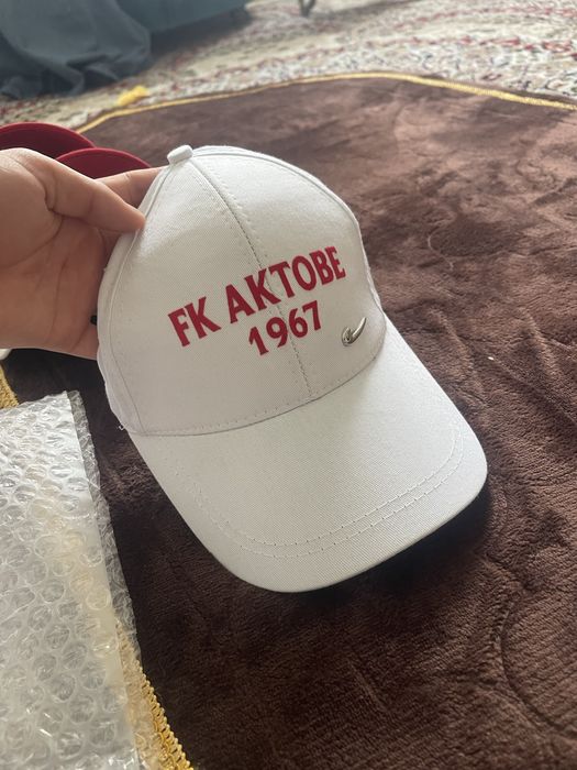 продам срочно кепки