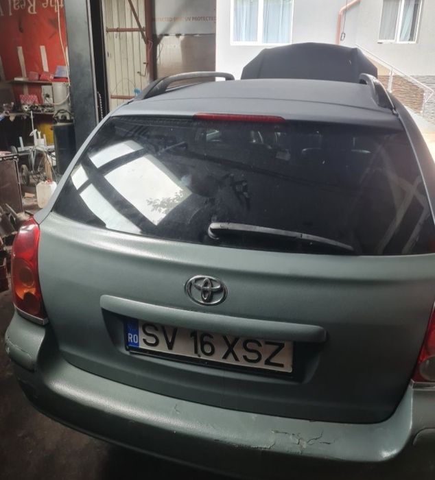 Dezmembrez Toyota Avensis 2.0 Diesel