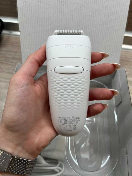 Продавам епилатор Braun