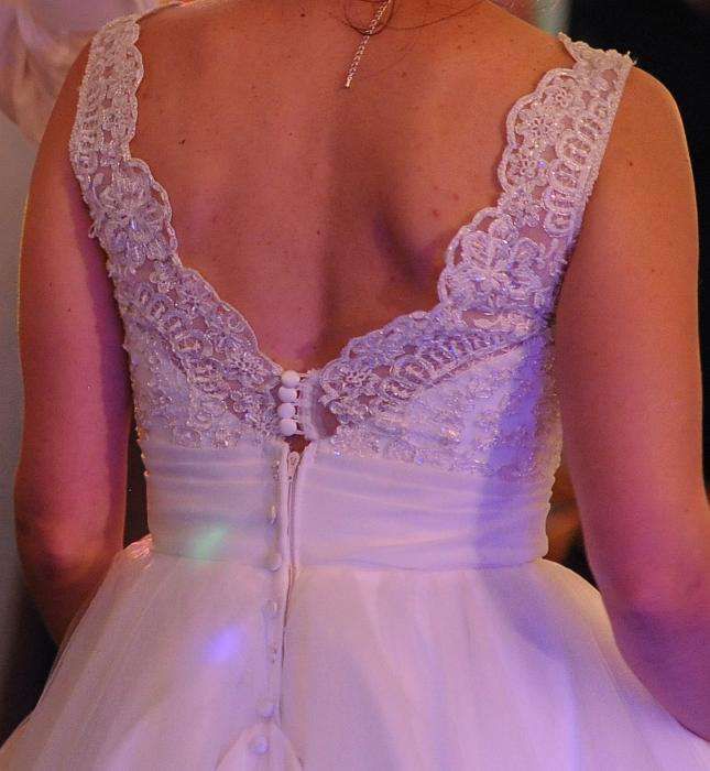 Vand rochie de mireasă