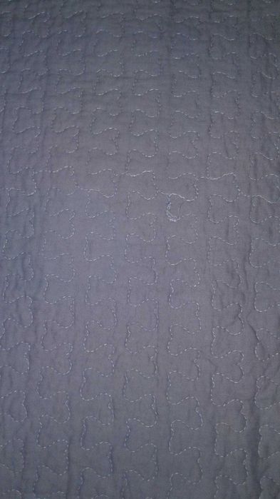 Набор плед и наволочки для подушек.