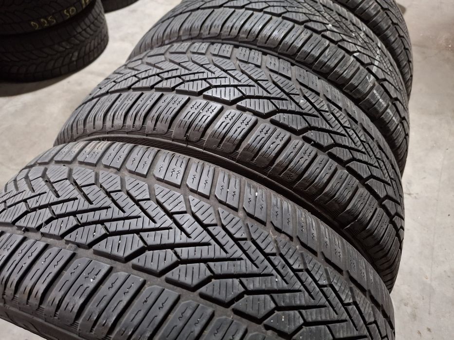 4 Anvelope de iarnă 205 60 r16 Semperit