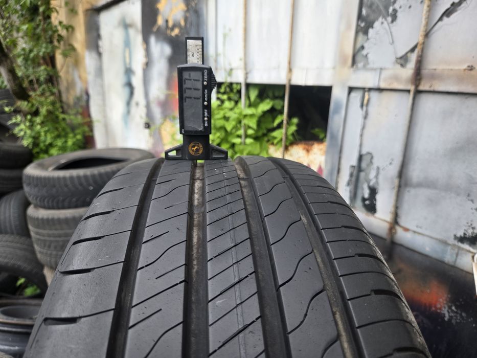 2бр. 215 50 17 Goodyear летни.