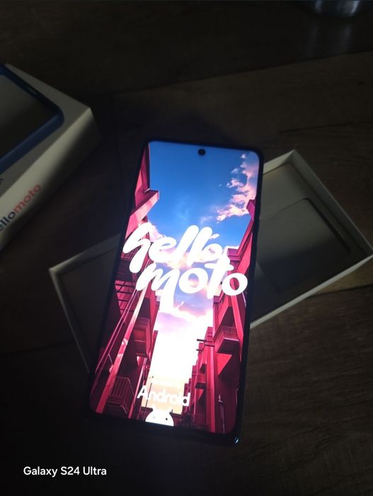 Moto G75 5G ( Motorola G75 )