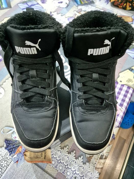 Vând ghete PUMA mărimea 38