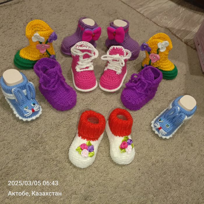 Продам детские пинетки.