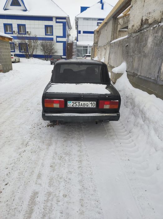 Продам машину ваз 2105