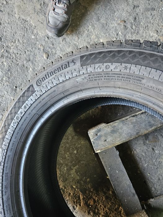 2 anvelope iarna 255 55 18C Continental 2019