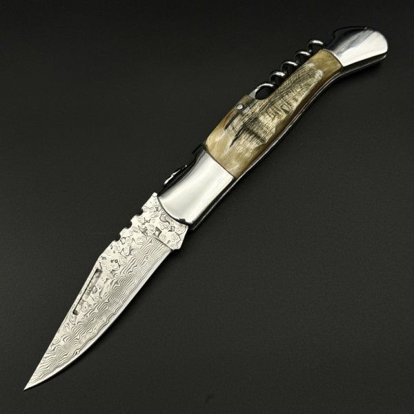 Сгъваем нож от дамаска стомана VG10 и чирени от кози рог