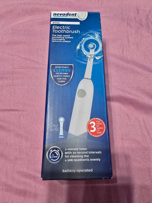 Periuta electrica Novadent noua