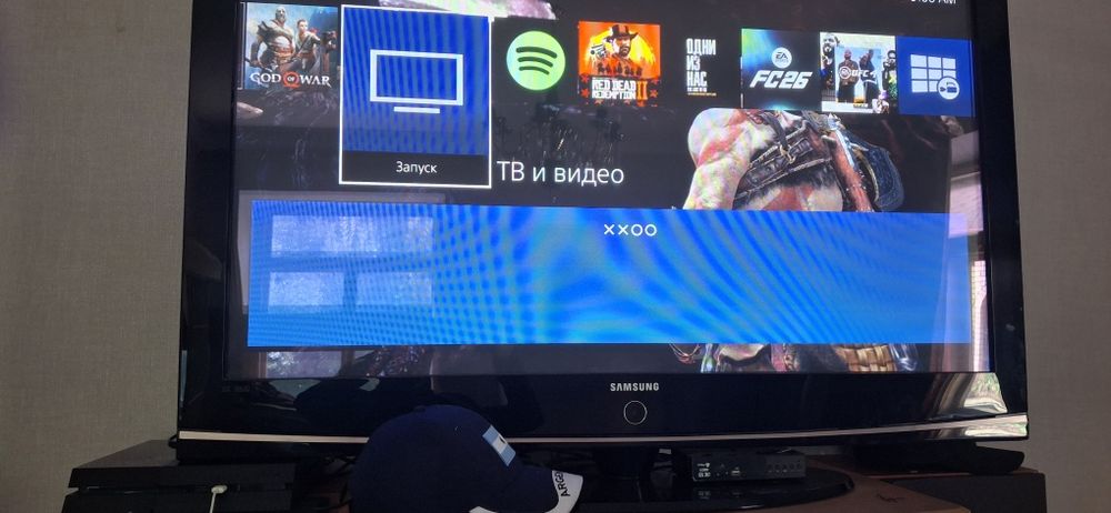 Продам Sony плейстейшн 4