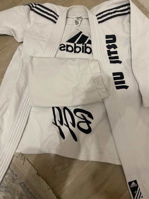 продам кимоно срочно