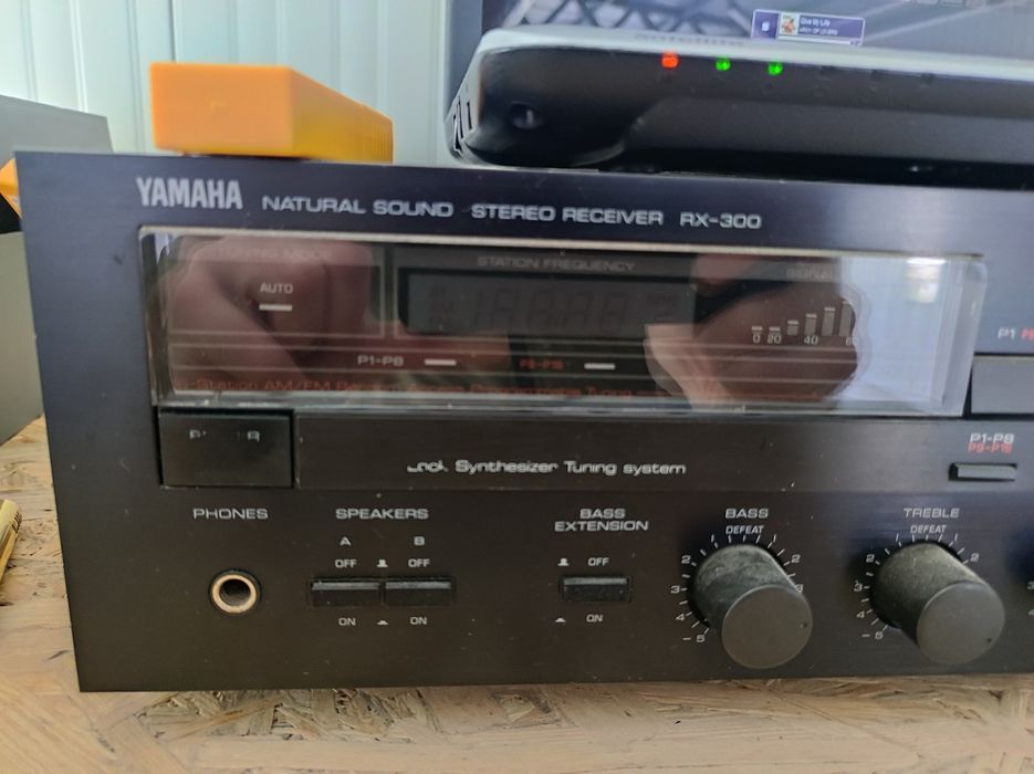 Ресивър Yamaha rx300