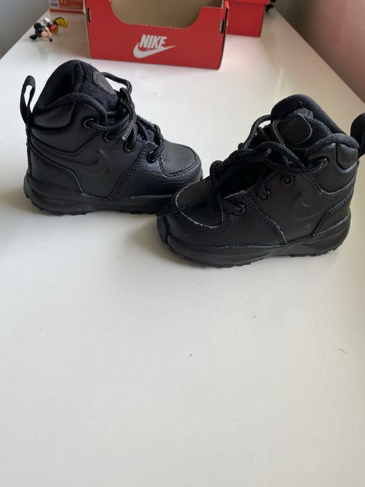 NIKE боти нови