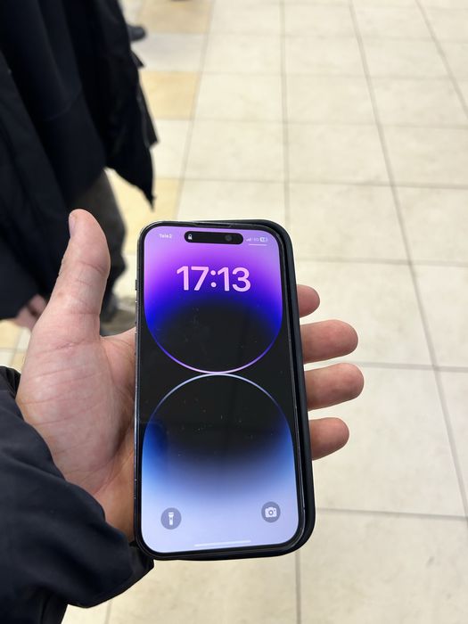 Продам айфон 14 про