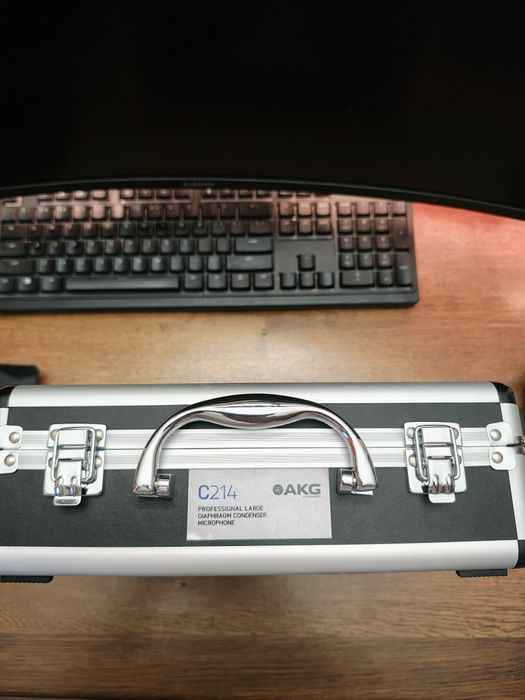 Microfon Studio AKG C214