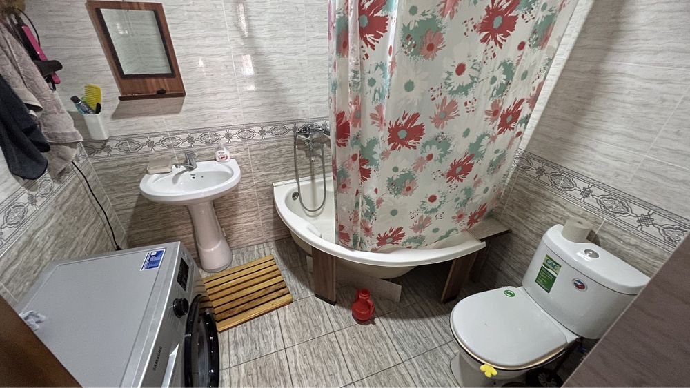 Arendaga hovli 4 xonali Yangi TashMI tarafda