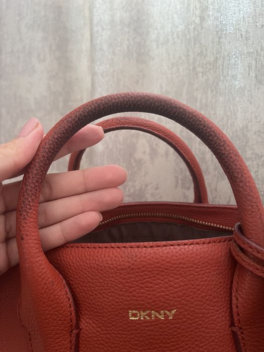 Кожаная Сумка DKNY