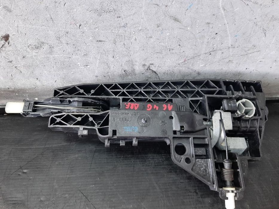 Maner dreapta fata audi a6 c7 avant 4g5 4gd 4h0837886