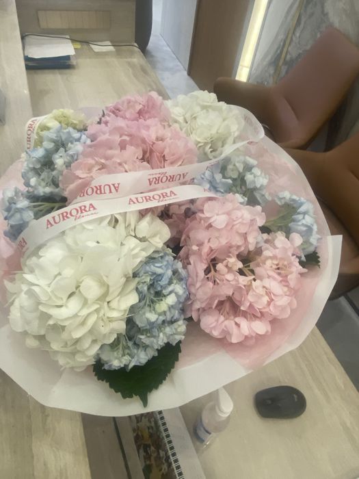 Цветы только вчера получили