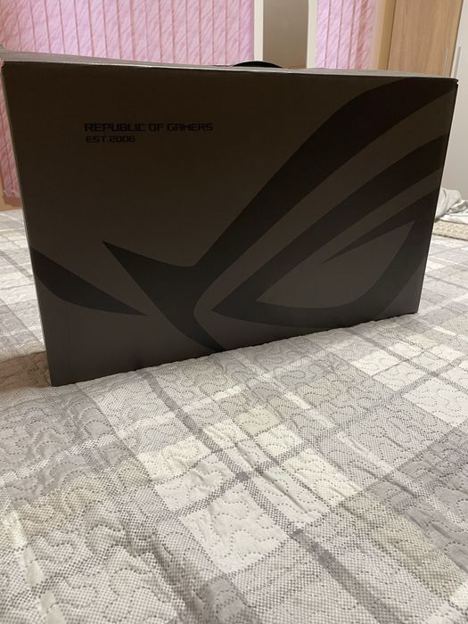 Asus rog zephyrus G16
