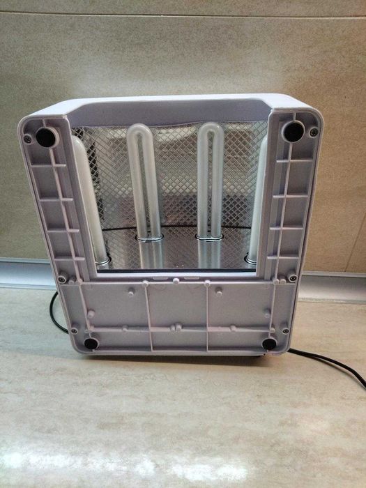 Vand lampa unghii noua .