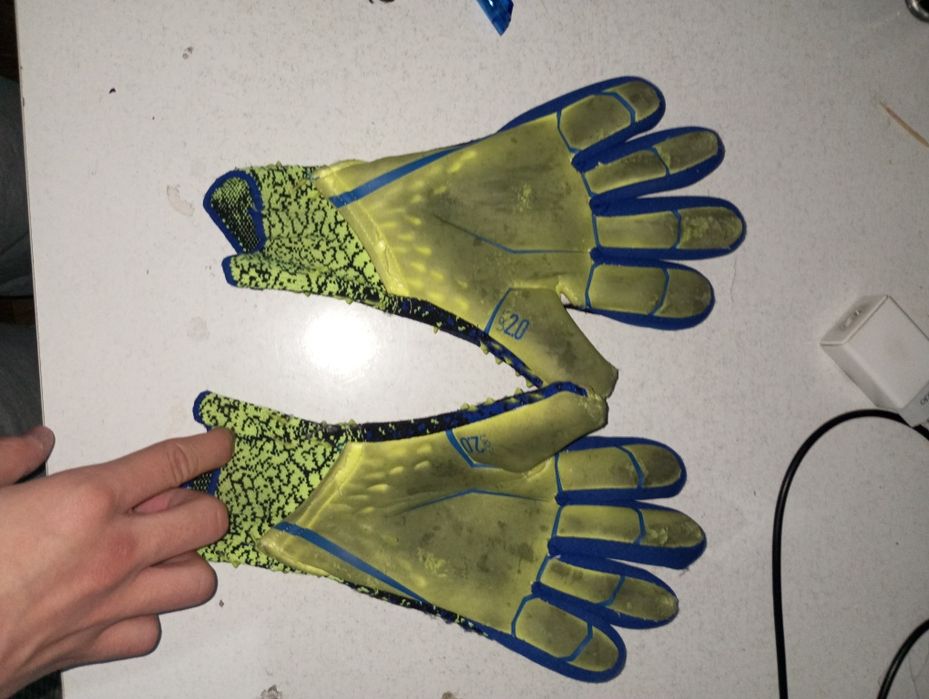 перчатки для ворот футбольные