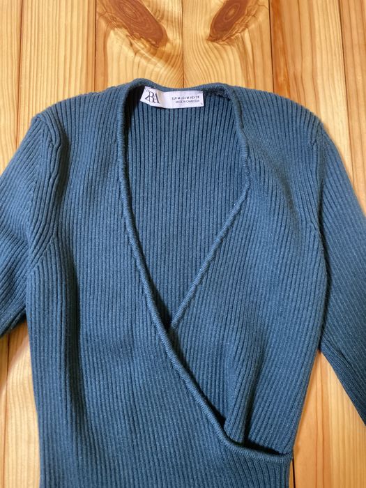 Блузи на Зара