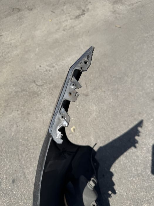 Предна брония преди фейс BMW E91