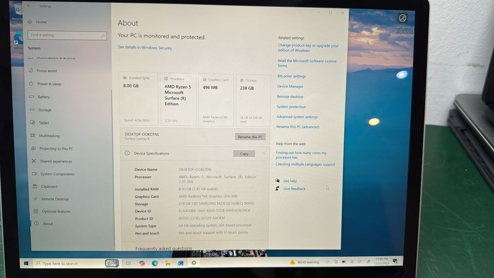 Surfsce Laptop 4 , touchscreen ,Ryzen 5, 8gb ram , 256 ssd