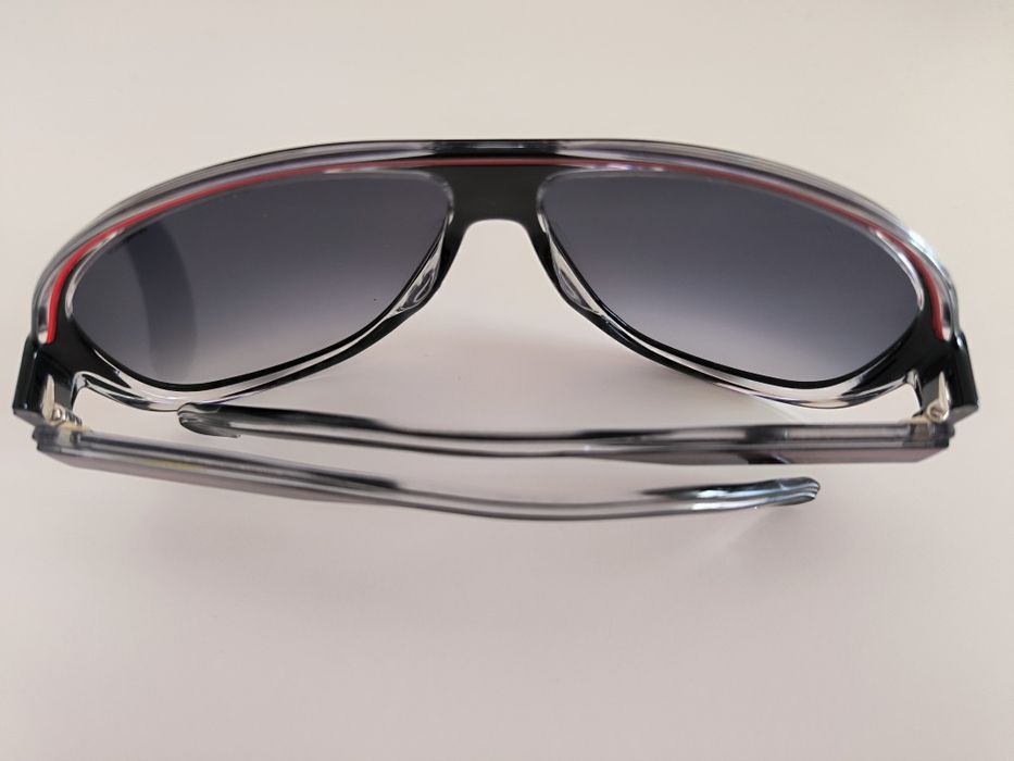 слънчеви очила CARRERA