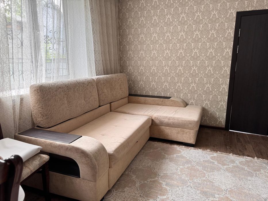 Продам Диван для гостиной
