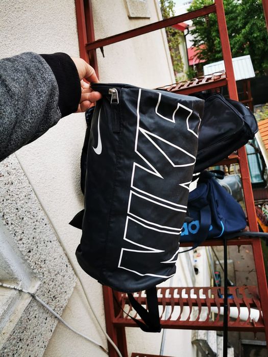 Vând geanta voiaj rucsac  in stare buna