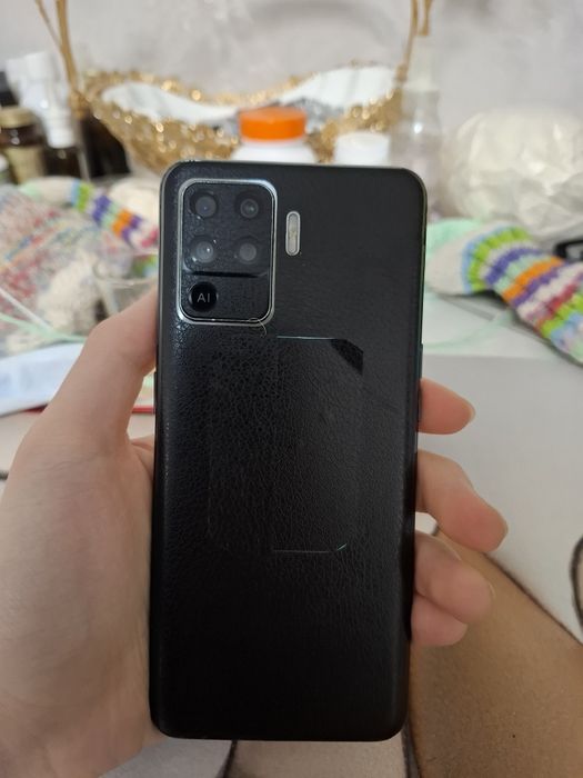 Продам OPPO Reno5 Lite