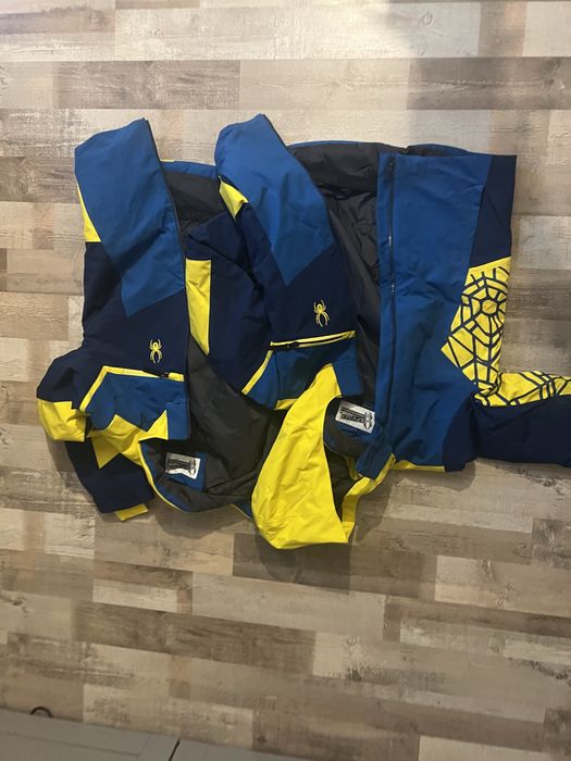 Две якета на spider