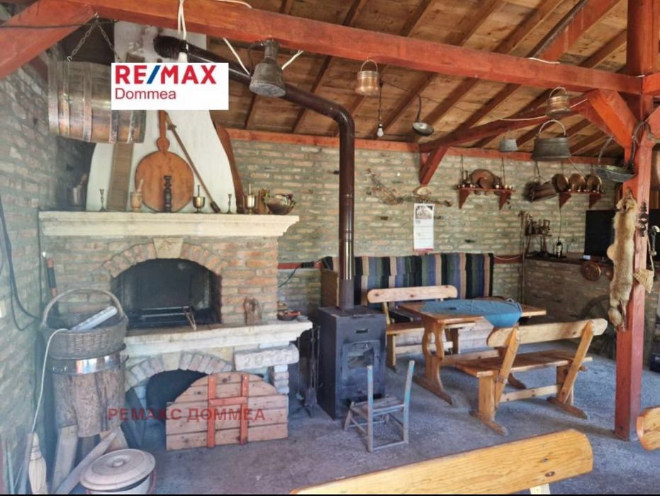 Дава се под наем Заведение в с. Разделна, Област Варна - 40 кв.м за 58.14 € - Снимка #2