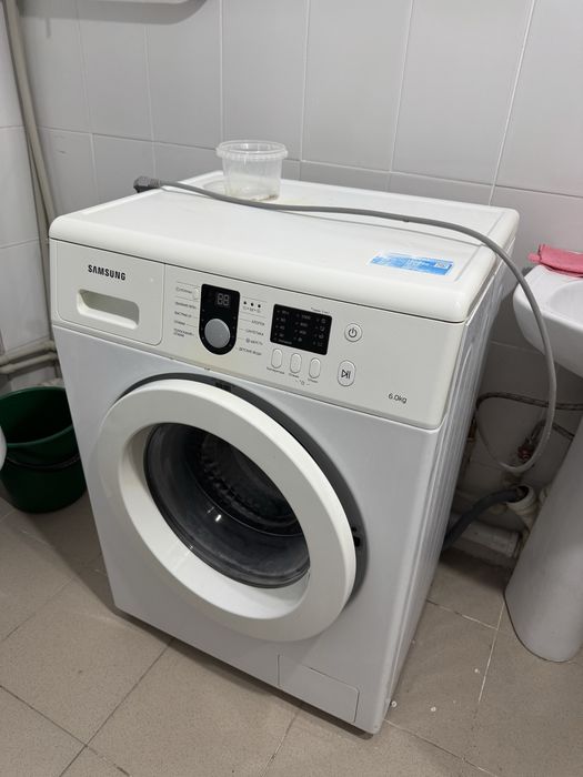 Стиралку продам