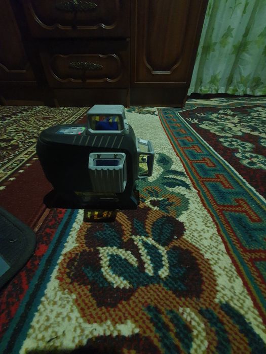 Bosch professanal gll 3=80 C