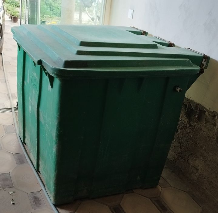 Пластмассовый Контейнер (Ёмкость, Бак) для воды или мусора