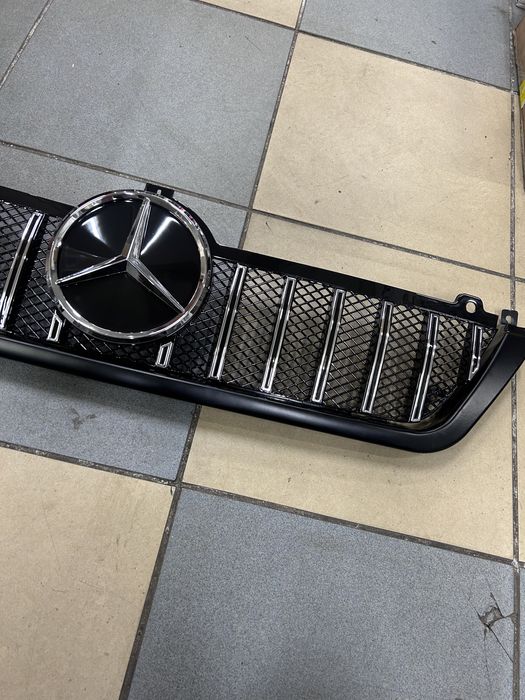 Решотка радиатора Mercedes Sprinter Cdi