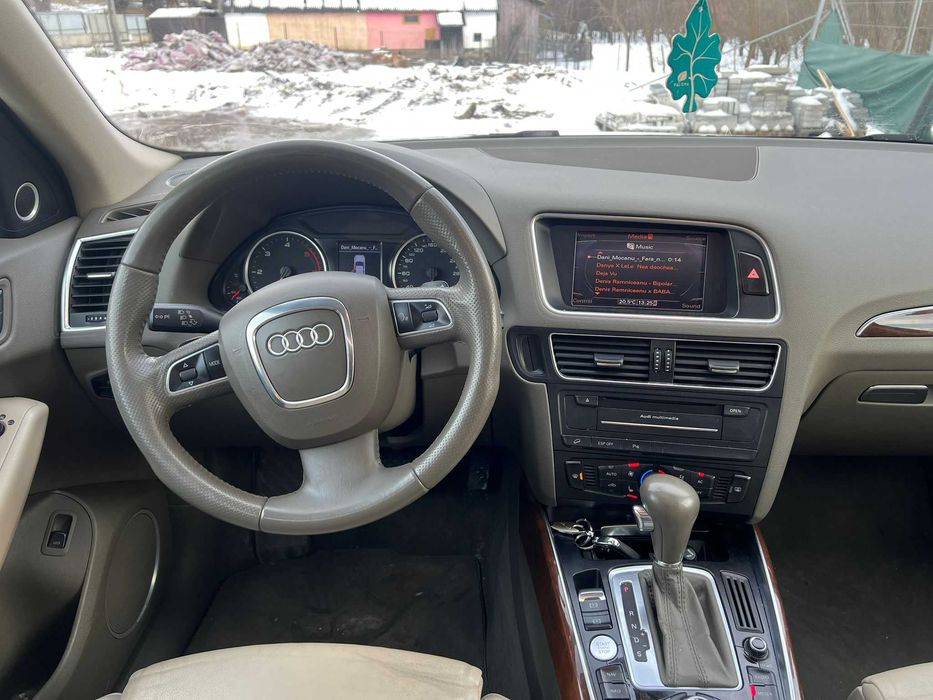 Audi Q5 2009 Full