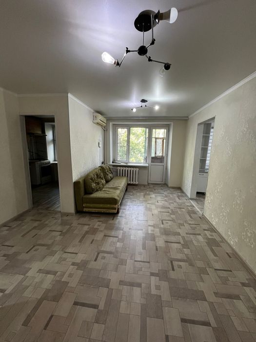 Продам 2х комн квартиру