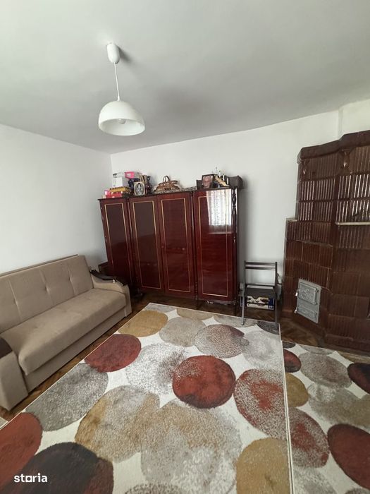 Casa 3 camere Str Penteleu