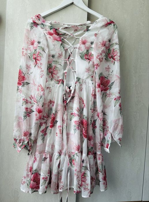 Рокля Mohito (размер 32)