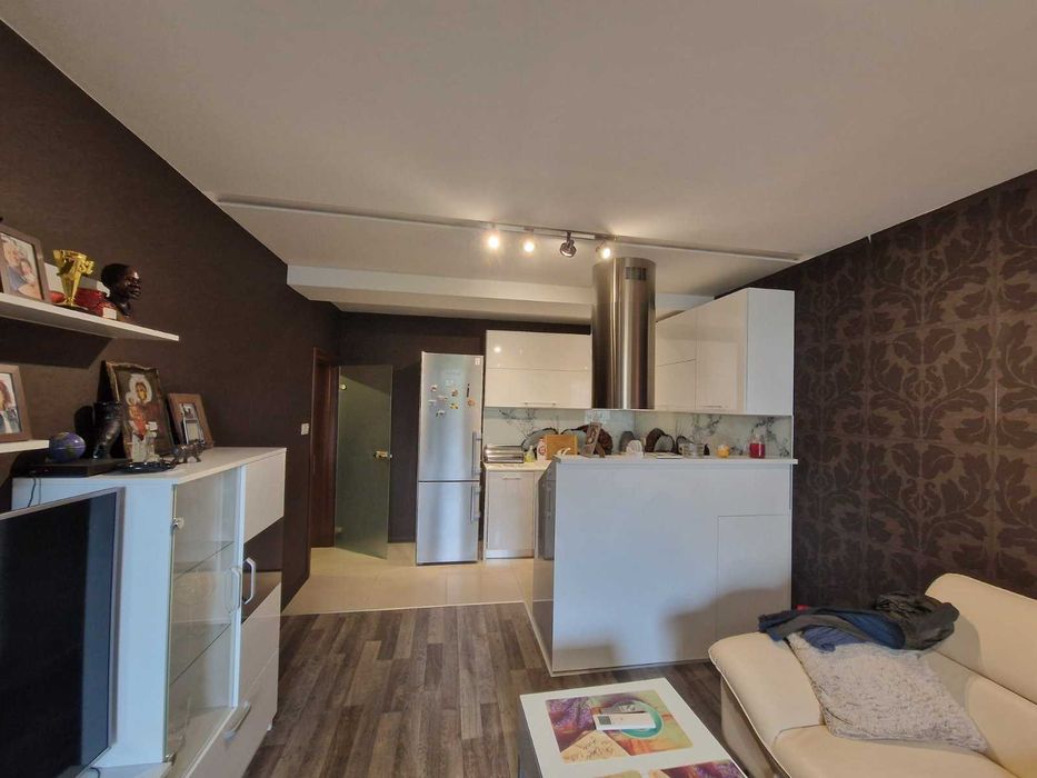 Продава се Тристаен апартамент в София, Люлин 4 - 66 кв.м за 2652 €/кв.м - Снимка #9